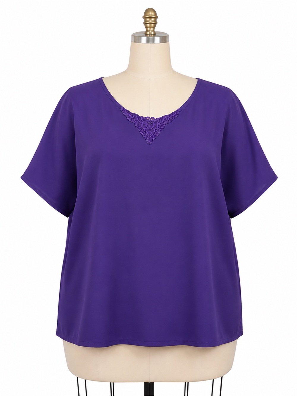 Vintage Women's Purple Short-Sleeve V-Neck Top